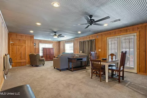 1560 Highway 2, Hickory Flat, MS 38633 photo 10
