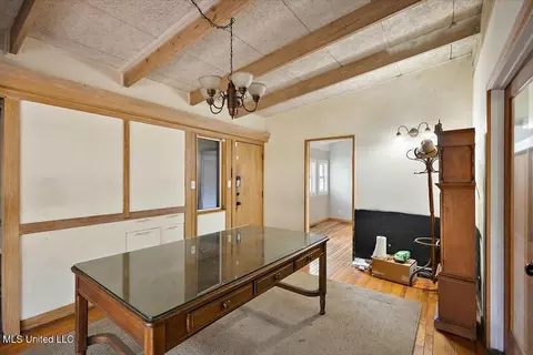 Dining - 5557 Ridgewood Rd, Jackson, MS 39211 photo 1 of 1