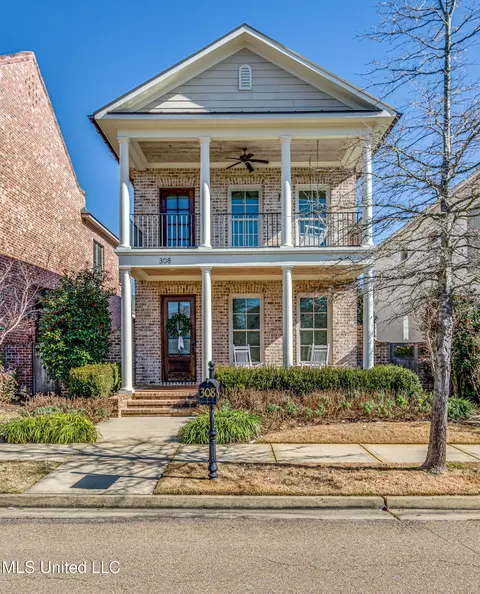 308 Eastpark St, Ridgeland, MS 39157