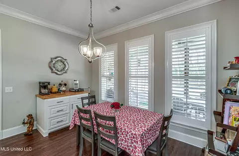 Dining - 511 Crestmoor Dr, Canton, MS 39046 photo 3 of 3
