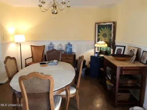 Dining - 103 Lombardy Rd, Drew, MS 38737 photo 2 of 2