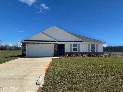 189 Mill Ct, Lucedale, MS 39452