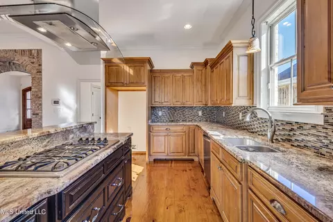 Kitchen - 948 Caroline Dr, Biloxi, MS 39532 photo 3 of 5