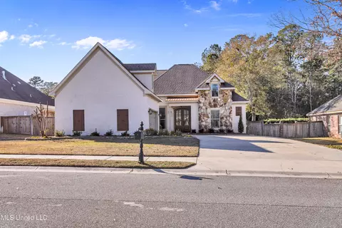 Exterior - 948 Caroline Dr, Biloxi, MS 39532 photo 2 of 4