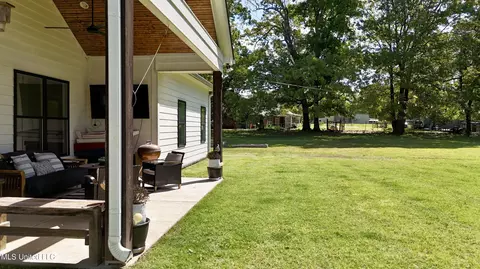 Exterior - 1515 Wheeler Rd, Hernando, MS 38632 photo 5 of 6