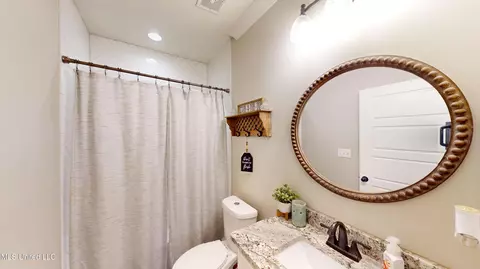 Bath - 1515 Wheeler Rd, Hernando, MS 38632 photo 1 of 4