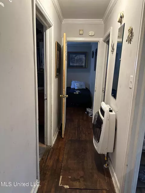 Entry Way - 3190 Charleston Dr, Jackson, MS 39212 photo 1 of 1