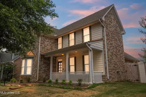 4690 Stone Cross Dr, Olive Branch, MS 38654