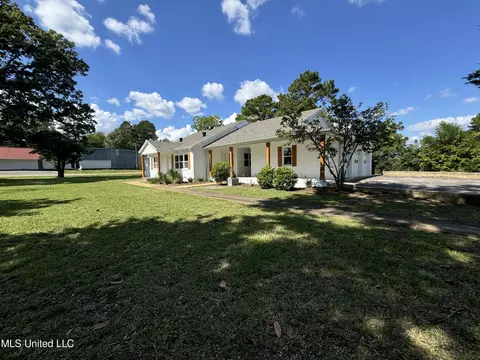 Exterior - 3202 Gaines Rd, Corinth, MS 38834 photo 3 of 3