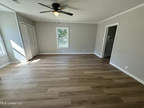 Bedroom - 3202 Gaines Rd, Corinth, MS 38834 photo 2 of 3