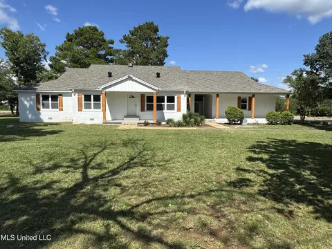 3202 Gaines Rd, Corinth, MS 38834