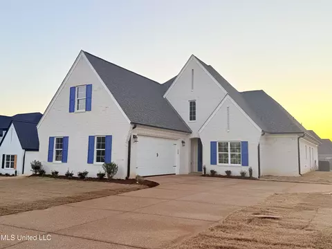 3165 Winterwood Dr, Hernando, MS 38632