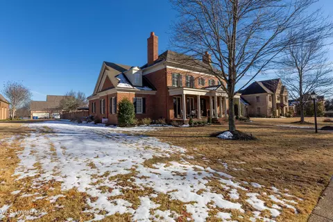 Exterior - 4864 Malone Rd, Olive Branch, MS 38654 photo 9 of 14