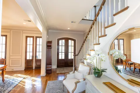 Entry Way - 4864 Malone Rd, Olive Branch, MS 38654 photo 3 of 11