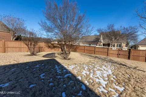 Exterior - 4864 Malone Rd, Olive Branch, MS 38654 photo 6 of 14