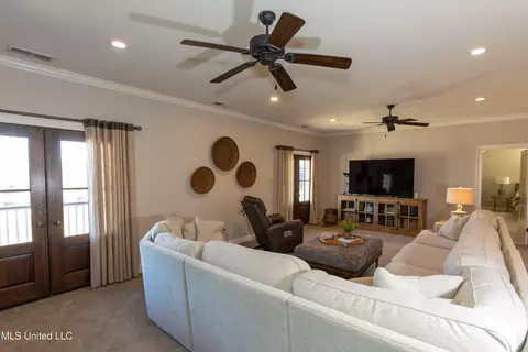 Living - 4864 Malone Rd, Olive Branch, MS 38654 photo 7 of 7