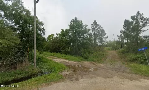 0 Pacific St, Bay Saint Louis, MS 39520