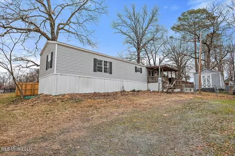 160 Sylvan Dr, Richland, MS 39218
