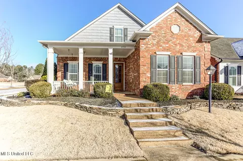 4758 N Terrace Stone Dr, Olive Branch, MS 38654