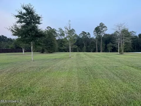 20 E Pointe, Picayune, MS 39466