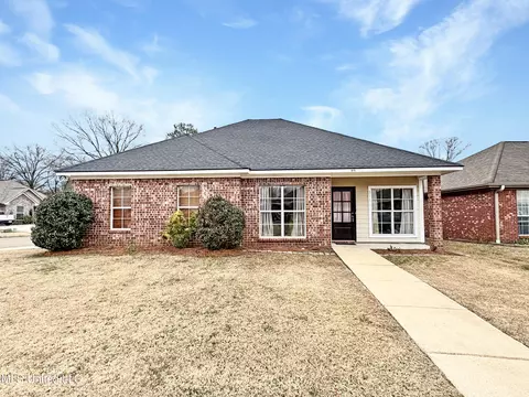 211 David St, Pearl, MS 39208