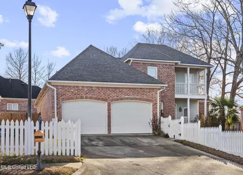 313 Colony Ridge Ct, Ridgeland, MS 39157