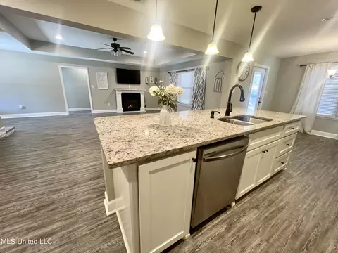 22011 Northview Dr, Moss Point, MS 39562 photo 7