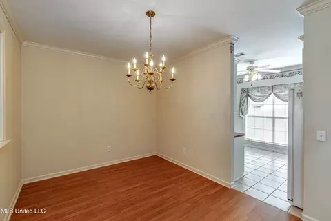 Dining - 20 Spring Lake Cir, Pearl, MS 39208 photo 2 of 2