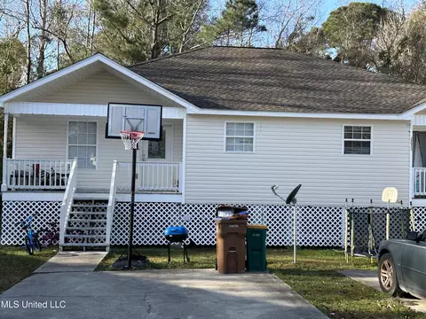 20025 Sunshine Dr, Long Beach, MS 39560