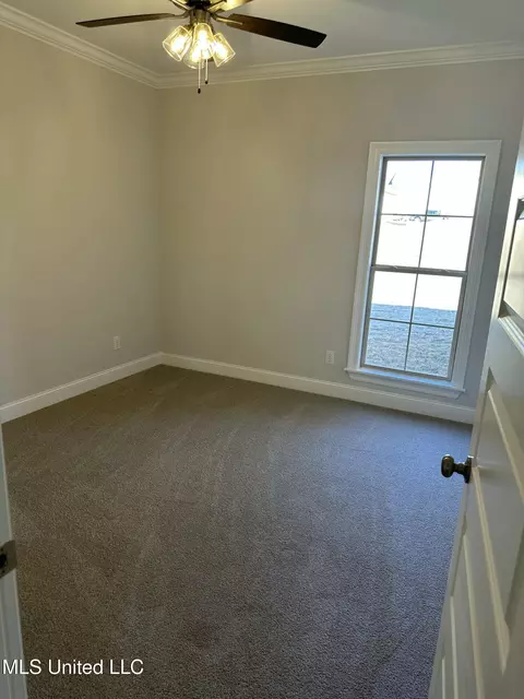 Bedroom - 300 Chapel Crest Cv, Madison, MS 39110 photo 3 of 3