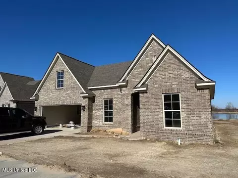 10552 Camilla Cir S, Lake Cormorant, MS 38641