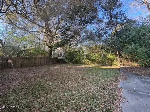 Exterior - 1836 First Ave, Jackson, MS 39209 photo 2 of 2