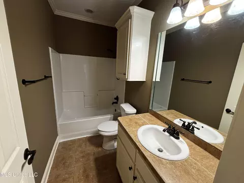 Bath - 453 Ash Tree Ln #453, Madison, MS 39110 photo 2 of 2