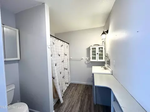 Bath - 115 Pearson Ln, Lucedale, MS 39452 photo 1 of 1