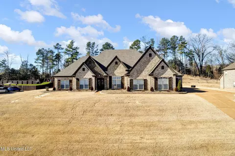 3387 Straw Bridge Rd, Olive Branch, MS 38654