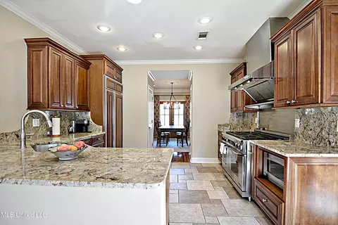 1057 N Crockett Loop, Hernando, MS 38632 photo 16