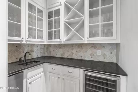Kitchen - 121 Burne Run, Madison, MS 39110 photo 8 of 8