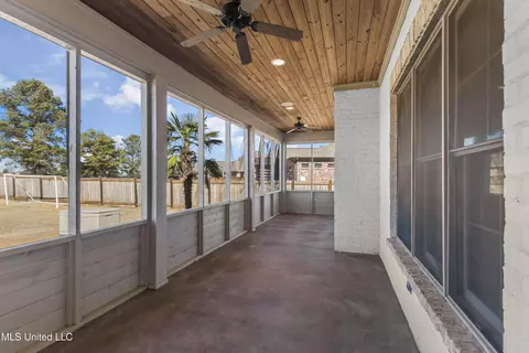 Exterior - 121 Burne Run, Madison, MS 39110 photo 3 of 12