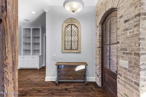 Entry Way - 121 Burne Run, Madison, MS 39110 photo 2 of 8