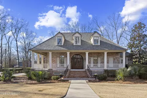448 Greenwood Ln, Ridgeland, MS 39157