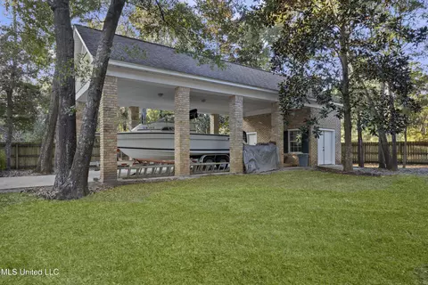 Exterior - 1315 E 2nd St, Pass Christian, MS 39571 photo 5 of 26