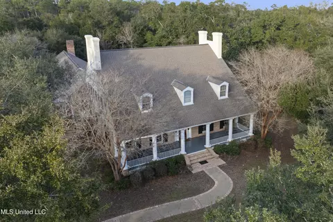 Exterior - 1315 E 2nd St, Pass Christian, MS 39571 photo 23 of 26