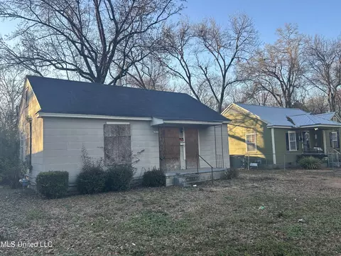 416 Hope St, Greenwood, MS 38930