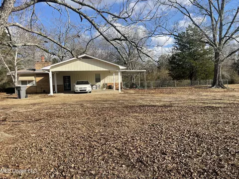 91 Frye Rd, Starkville, MS 39759