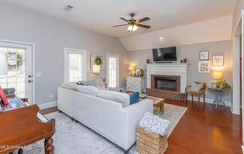 546 Spring Hill Dr, Madison, MS 39110 photo 7