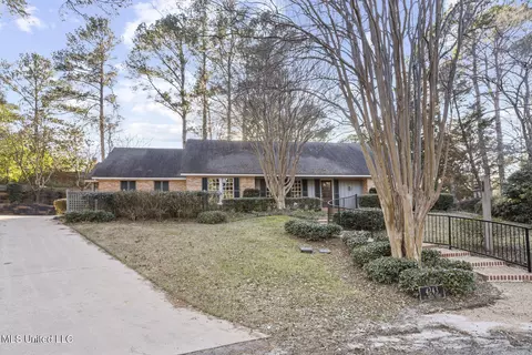 4243 St Regis Ct, Jackson, MS 39211