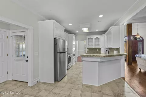 Other - 215 Sunset Cir, Madison, MS 39110 photo 8 of 25