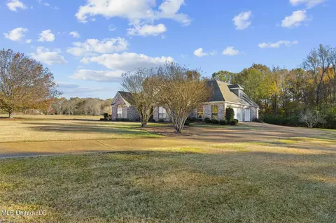 Exterior - 215 Sunset Cir, Madison, MS 39110 photo 16 of 16