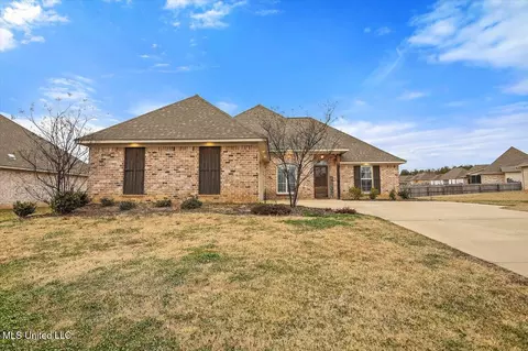 702 Parkdale Dr, Brandon, MS 39042 photo 1