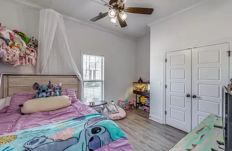 Bedroom - 850 Long Leaf Cir, Brandon, MS 39042 photo 5 of 8